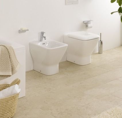 Биде напольное Laufen PALACE, с отверстием для смесителя 8.3270.1.000.302.1