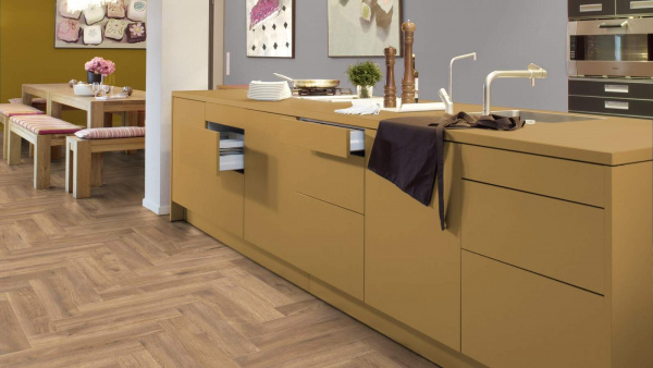 Ламинат Kronotex Herringbone Дуб Тевисо 665x133  мм, D4764