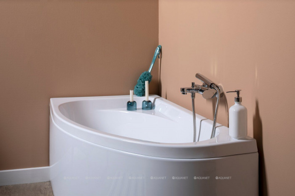 Акриловая ванна Aquanet Mia 140x80 R